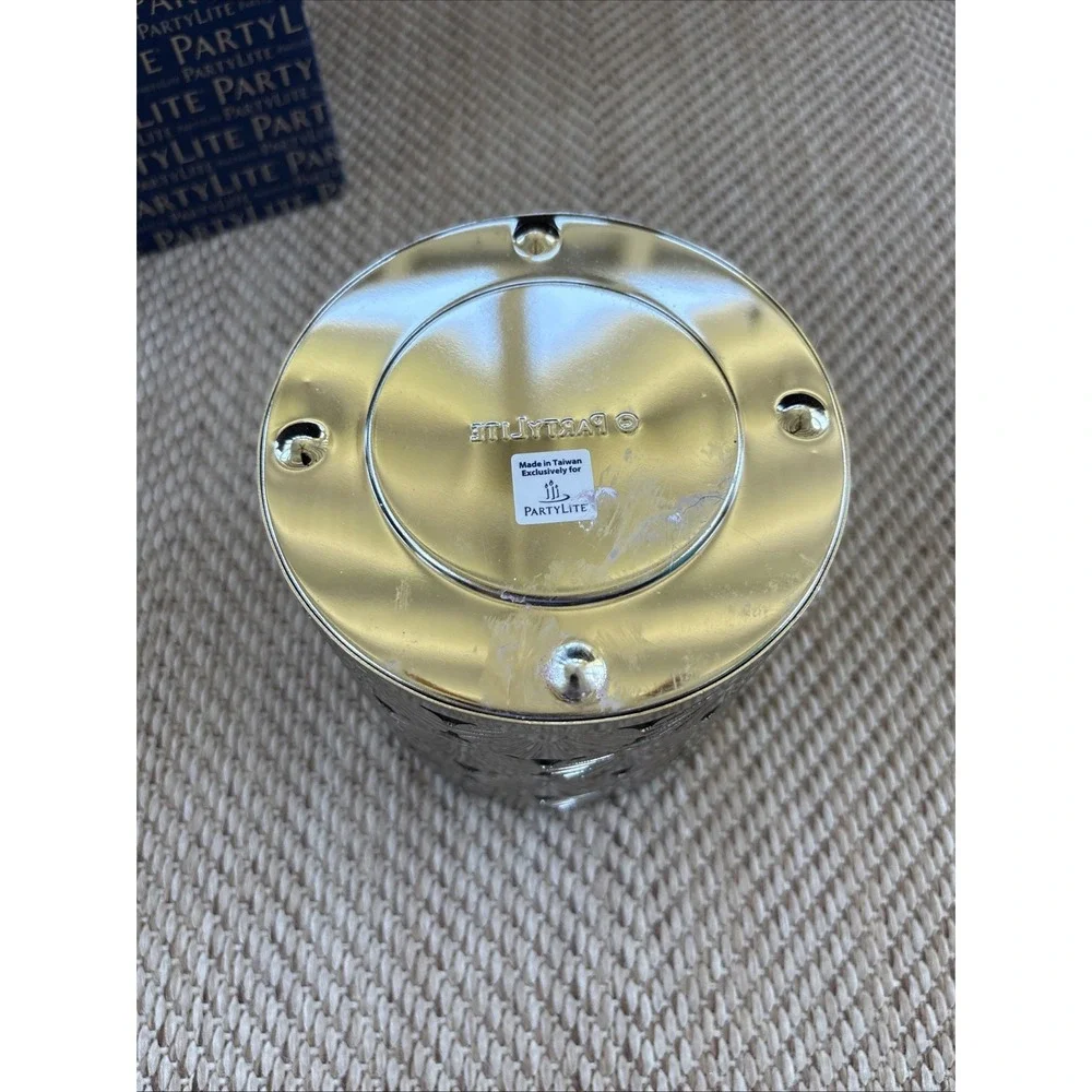 PARTYLITE SEASHELLS METAL JAR CANDLE HOLDER  HOME DECOR